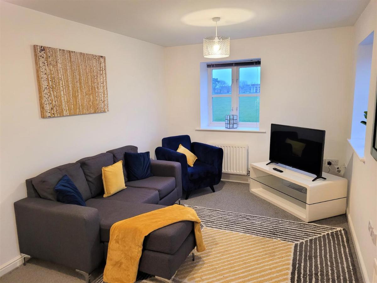 Catchpole Stays Abbey Field Apartment- A Lovely 2 Bed Apartment With Field Views Near Colchester Town Centre מראה חיצוני תמונה
